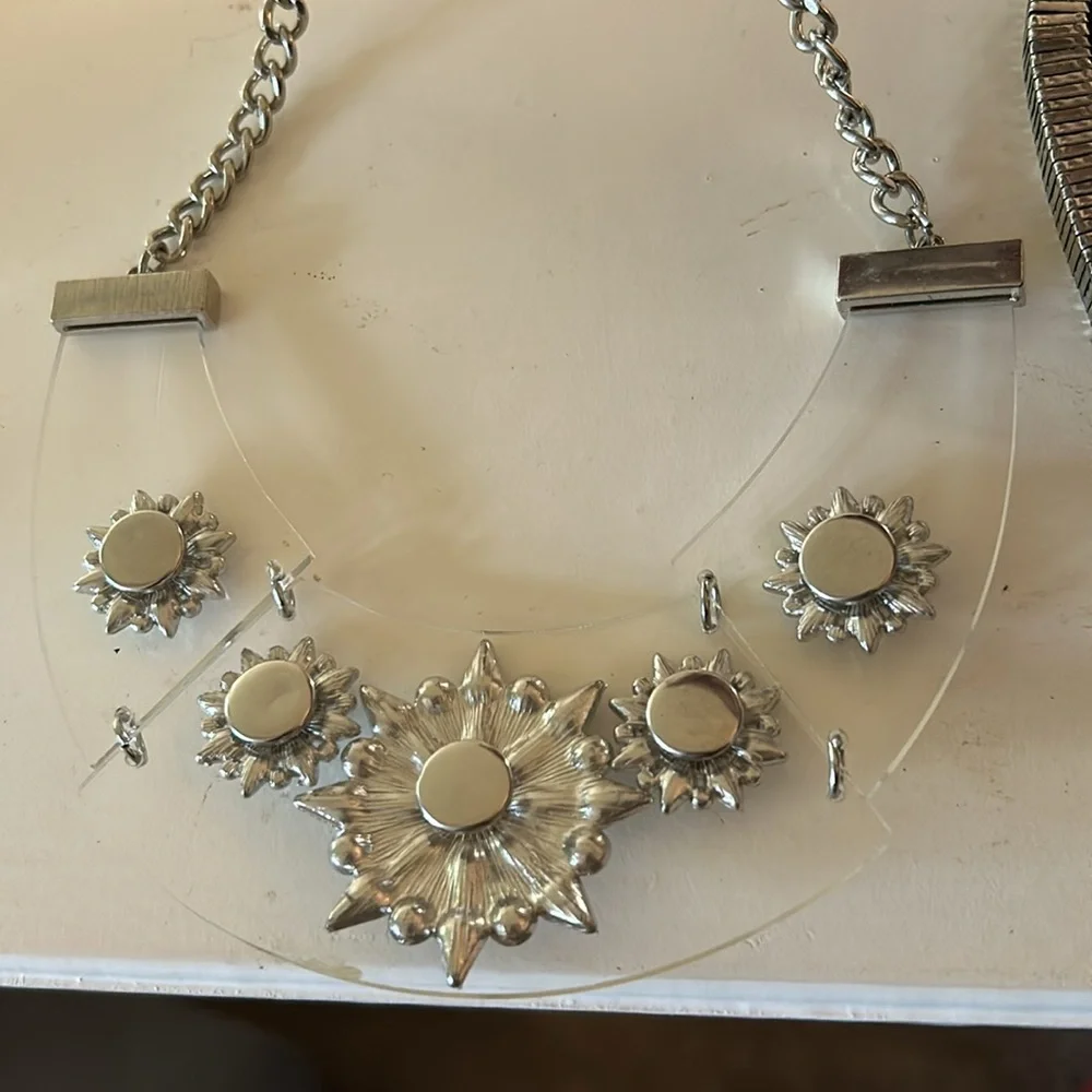 Shoemari Straw Hat with necklace